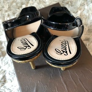Gucci pantent leather strap backs with bamboo heel